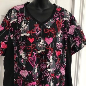 Disney Minnie Mickey Scrub Top Size: 3XL. (W12)